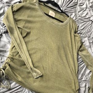 Chaser sweater long sleeve